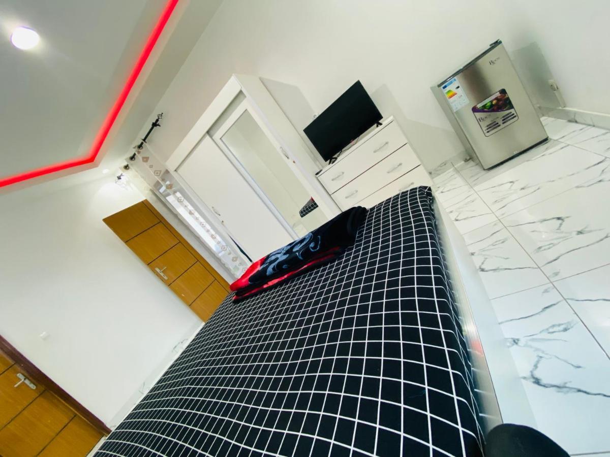 Apartmán Chez El Hadji Et Hamidou Dakar Exteriér fotografie